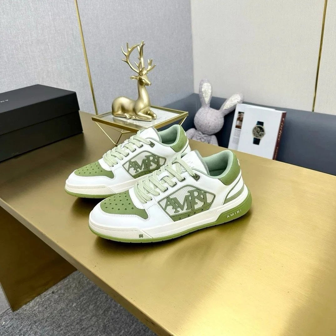 Amiris Sneakers